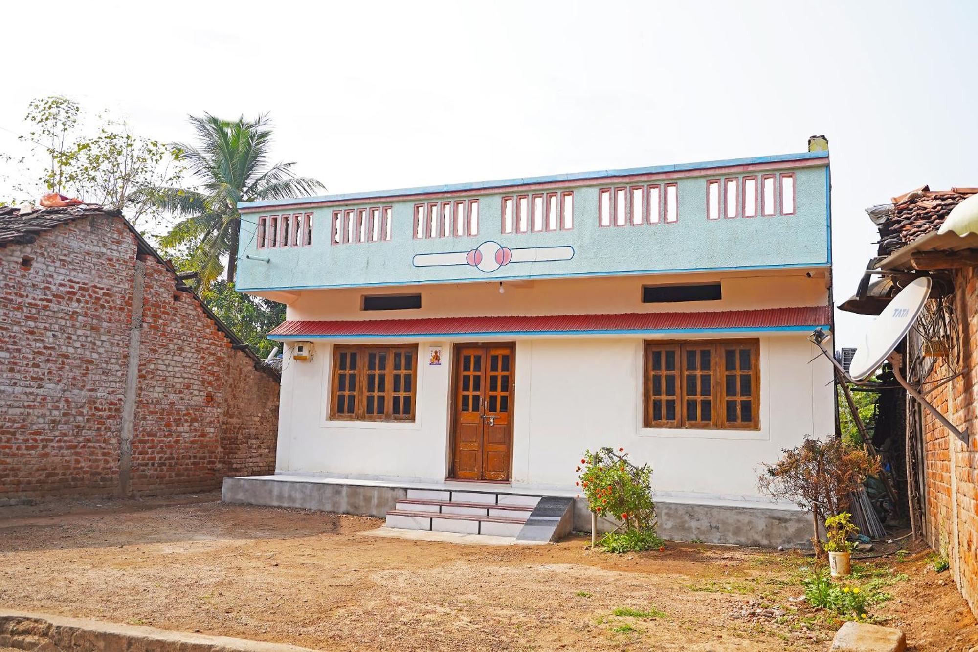 Oyo Home Unity Home Stay Rajpipla Exteriör bild